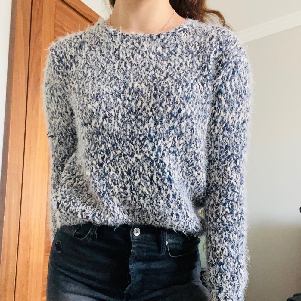 Philosophy Sweater 🤍🖤